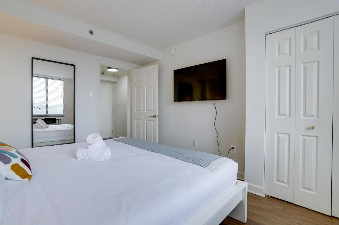 Modern & Charming Apt With Rooftop @Pentagon City Арлингтън Екстериор снимка