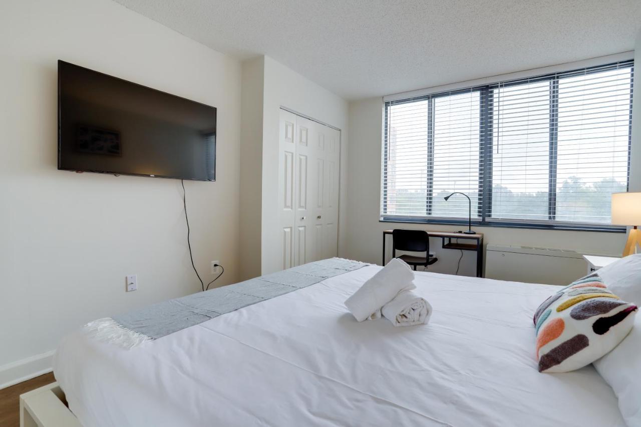Modern & Charming Apt With Rooftop @Pentagon City Арлингтън Екстериор снимка