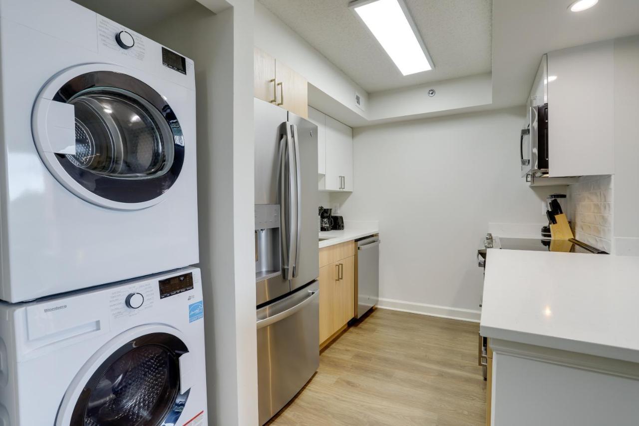Modern & Charming Apt With Rooftop @Pentagon City Арлингтън Екстериор снимка